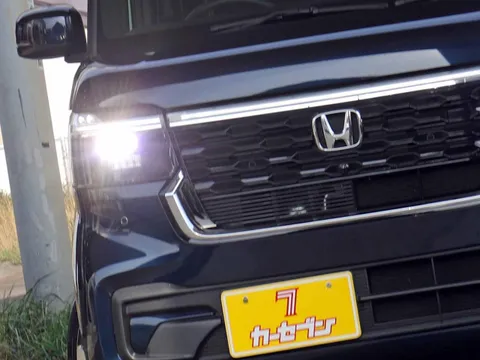 Honda N-BOX Custom