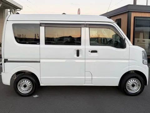 Nissan Clipper