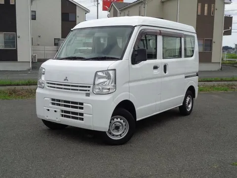 Mitsubishi Minicab Van
