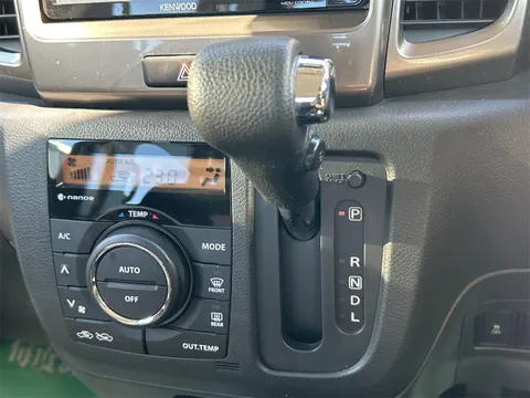 Suzuki Spacia Custom Z