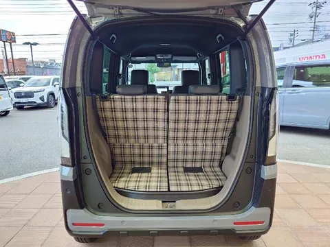 Honda N-BOX Joy