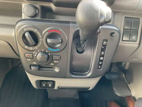 Nissan Clipper