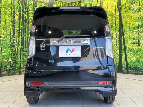 Honda N-WGN Custom