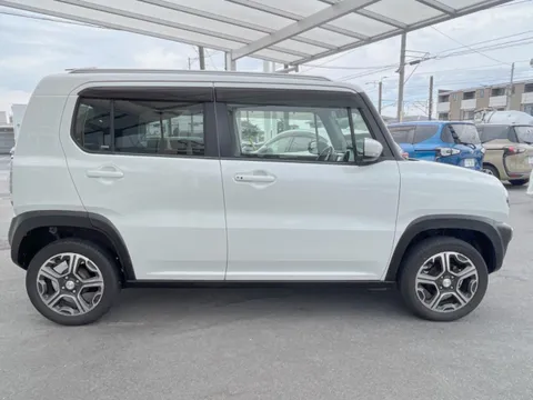 Mazda Flair Crossover