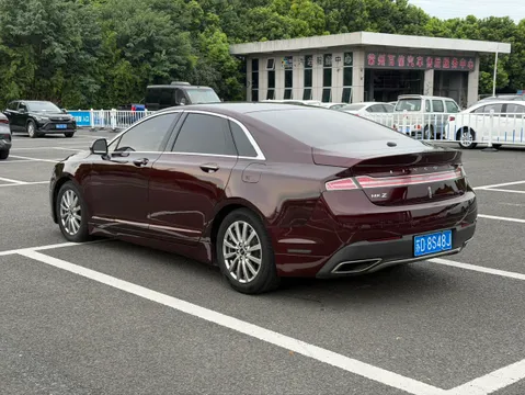 Lincoln MKZ