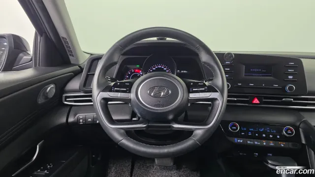 Hyundai Elantra (Avante)