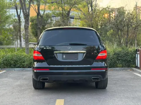 Mercedes-Benz R-Class