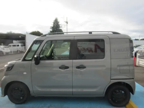 Suzuki Spacia Base