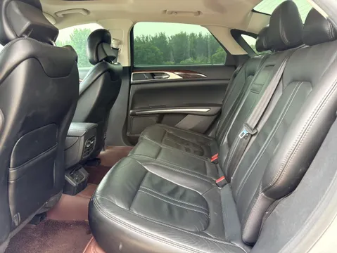 Lincoln MKZ
