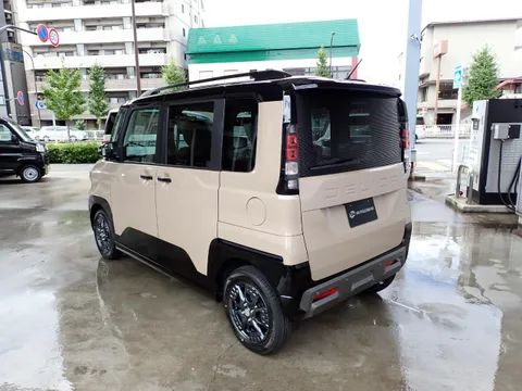 Mitsubishi Delica Mini