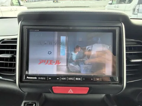 Honda N-BOX Custom
