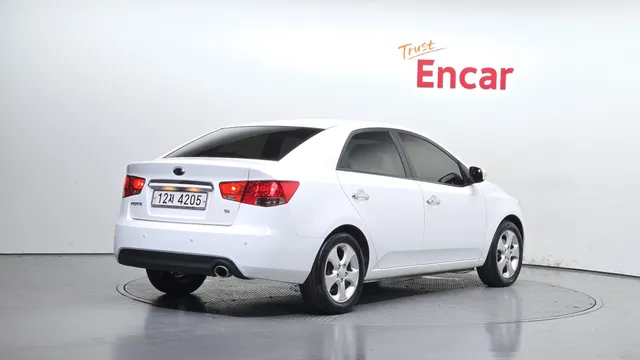 Kia Cerato (Forte)