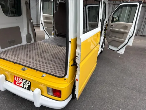 Nissan Clipper