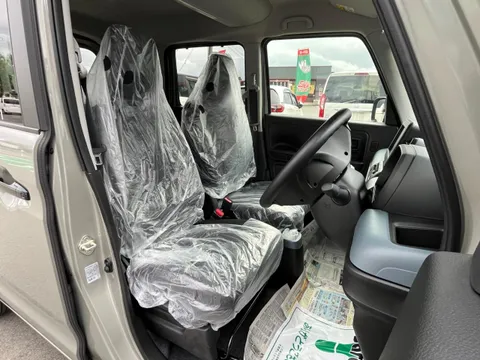 Suzuki Spacia Base