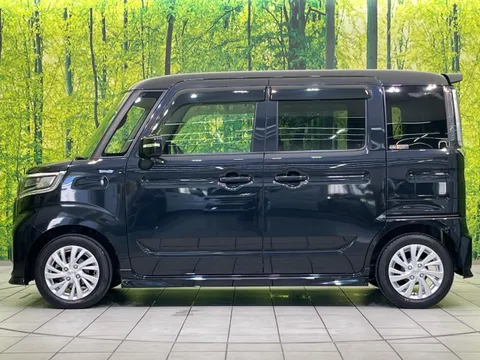 Suzuki Spacia Custom