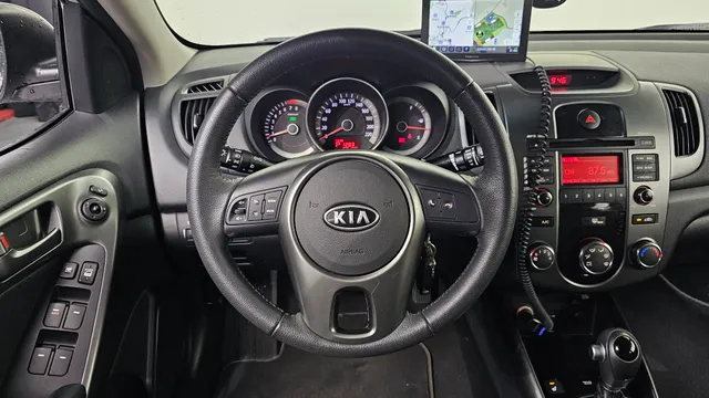 Kia Cerato (Forte)