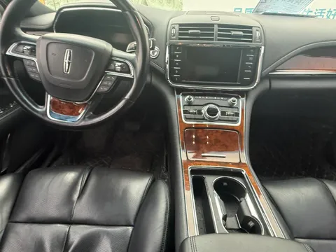 Lincoln Continental