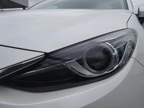 Mazda Axela Sport