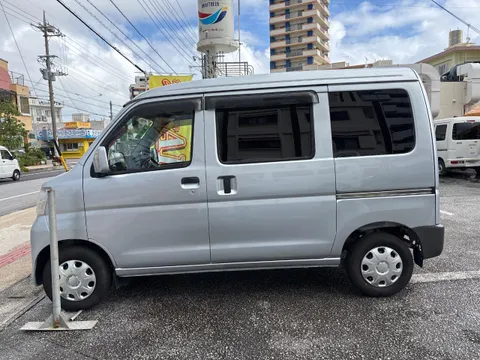 Daihatsu Hijet Cargo