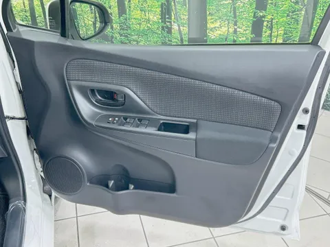 Toyota Yaris (Vitz)