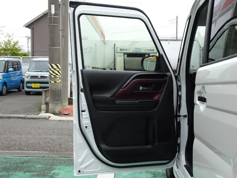 Suzuki Spacia Custom