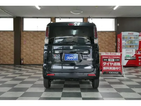 Suzuki Spacia Base