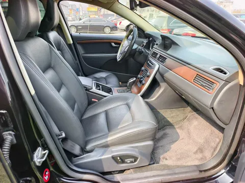 Volvo S80L