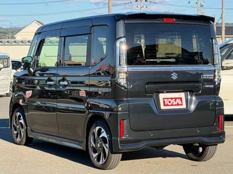 Suzuki Spacia Custom
