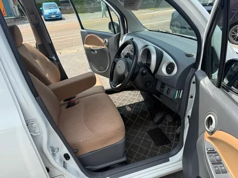 Daihatsu Move Latte