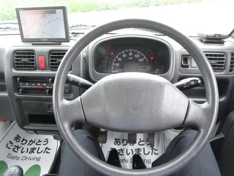 Mazda Scrum Truck