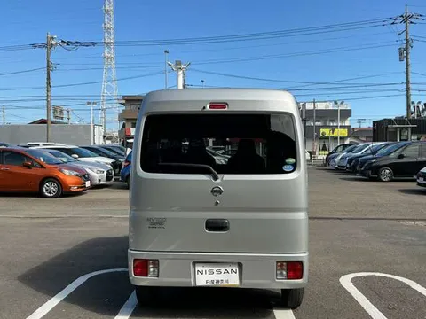 Nissan Clipper