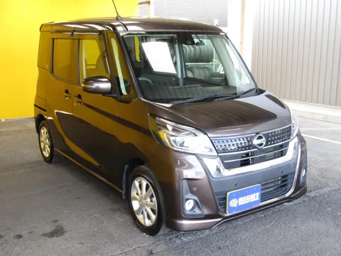 Nissan Dayz Roox