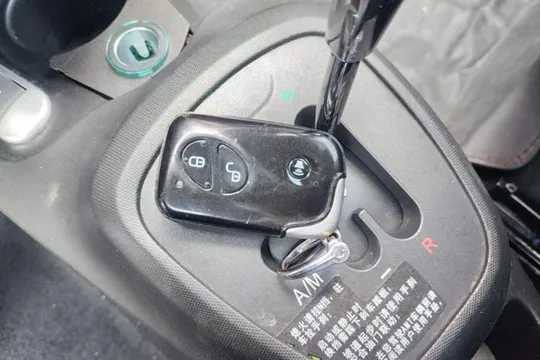 BYD F0