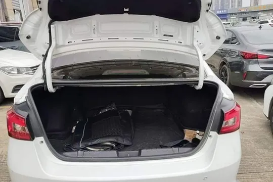 Chery Arrizo 5