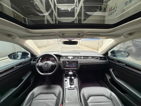 Volkswagen Phideon