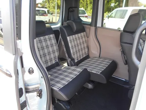 Honda N-BOX Joy