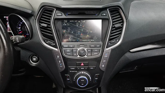 Hyundai Grand Santa Fe (Maxcruz)