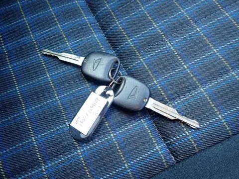 Daihatsu Mira Gino