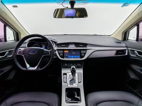 Geely Emgrand GS