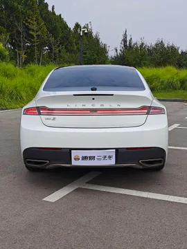 Lincoln MKZ