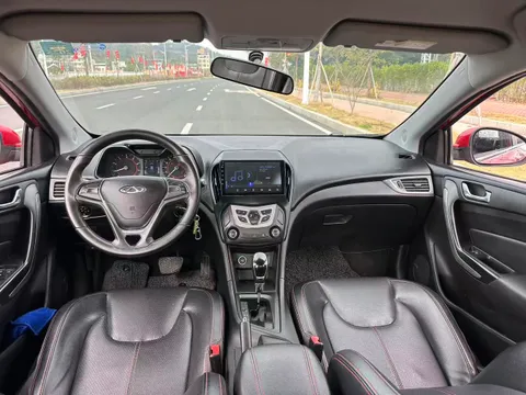 Chery Arrizo 5