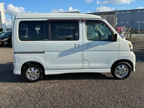 Daihatsu Atrai Wagon