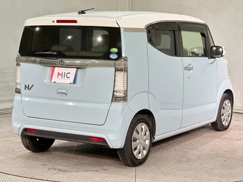 Honda N-BOX Slash