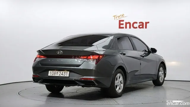 Hyundai Elantra (Avante)