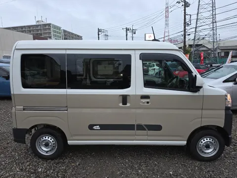 Toyota Pixis Van