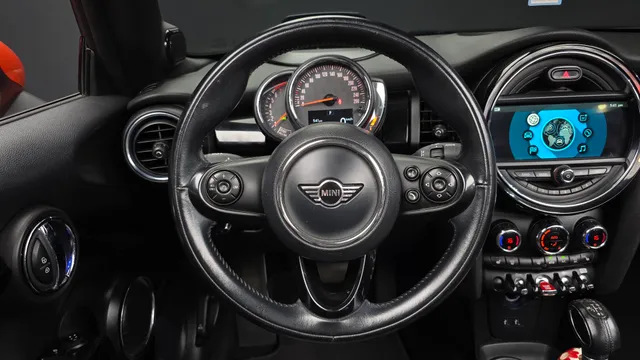MINI Cooper Convertible