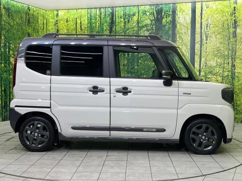 Suzuki Spacia Gear