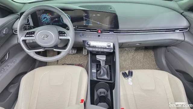 Hyundai Elantra (Avante)