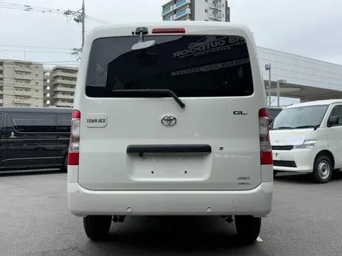 Toyota TownAce Van