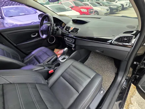 Renault SM3